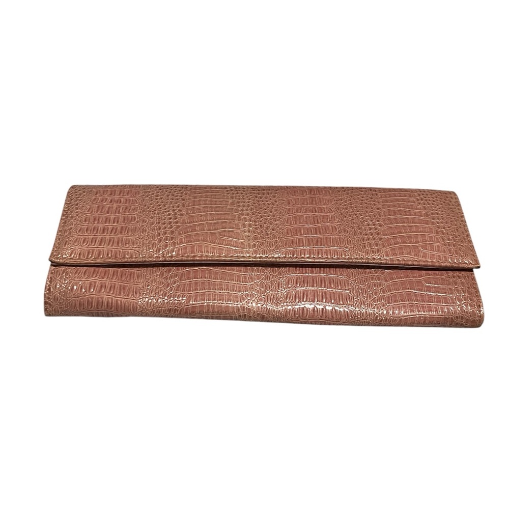Elegant Light Pink Clutch
